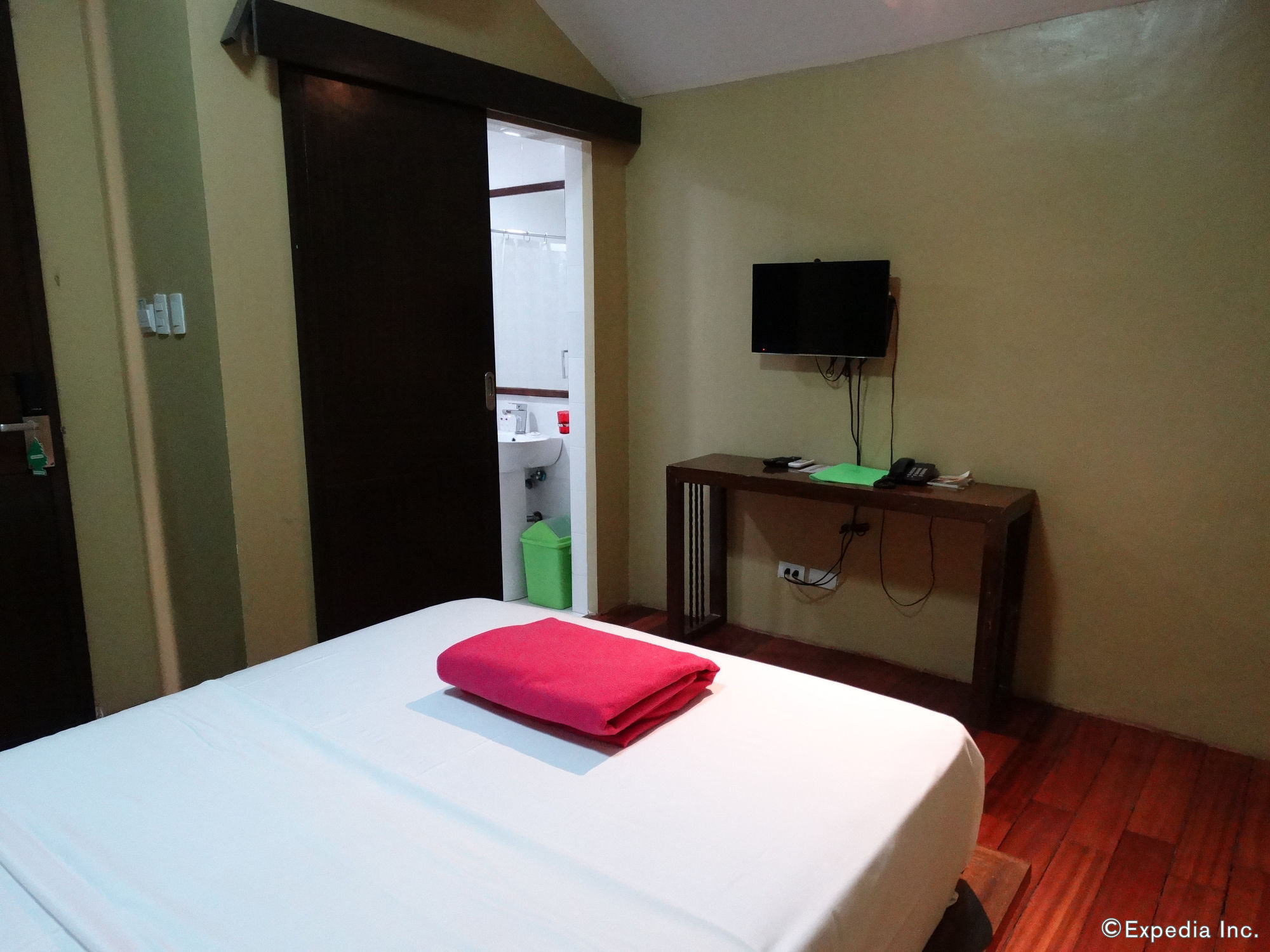 Purple Tree Bed & Breakfast Paranaque City Exterior foto